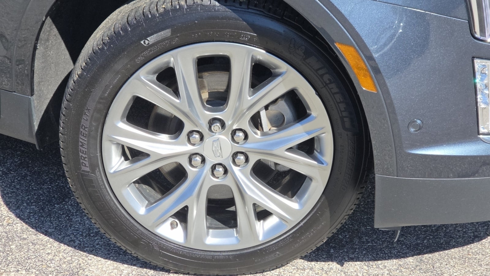 2020 Cadillac XT5 Sport