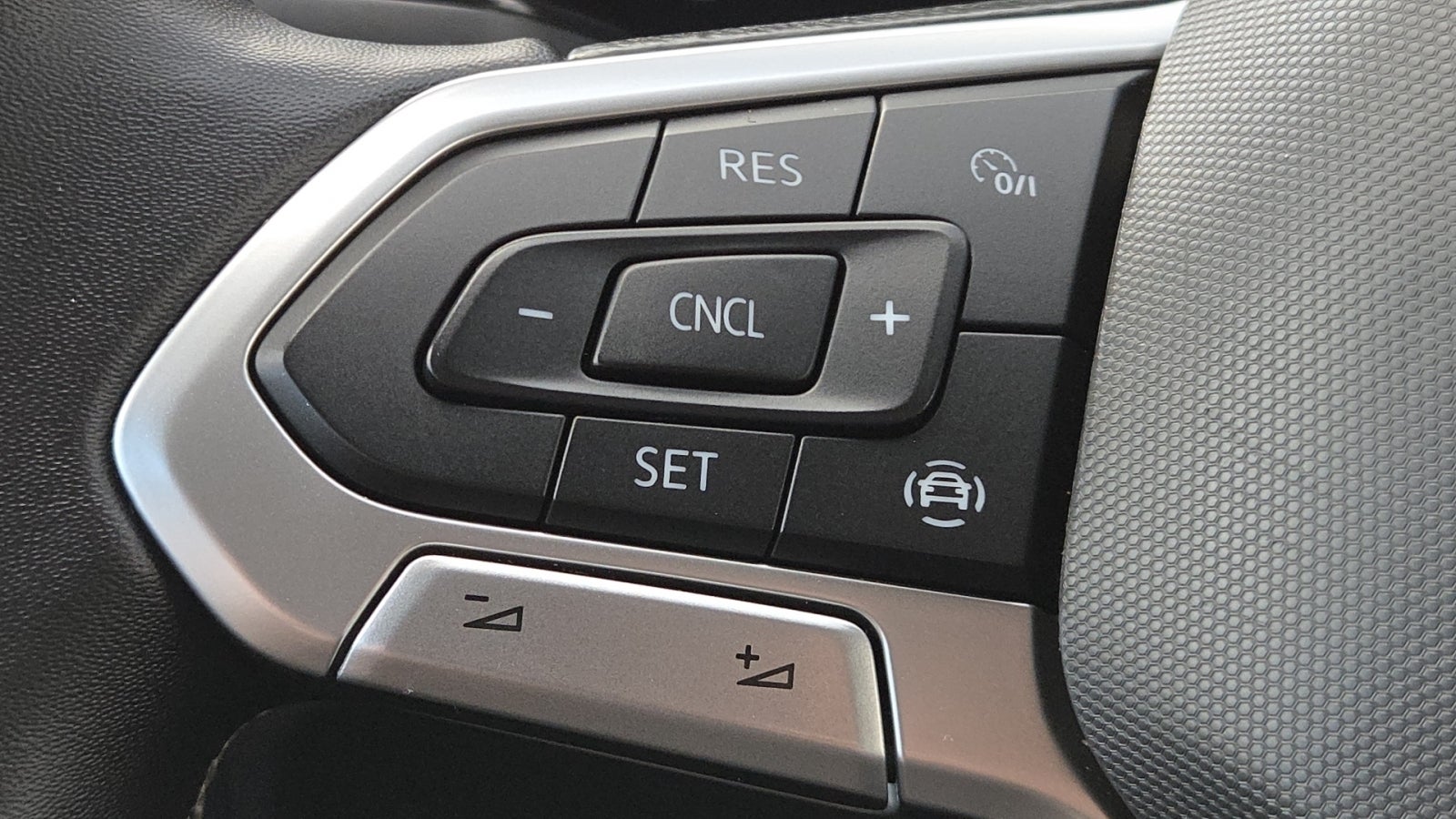 2022 Volkswagen Atlas 2.0T SE