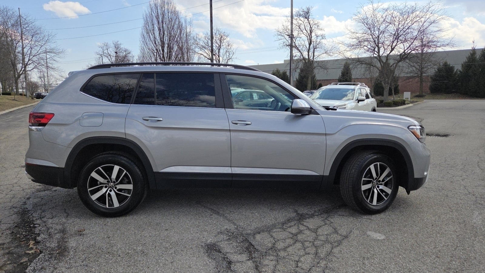 2022 Volkswagen Atlas 2.0T SE