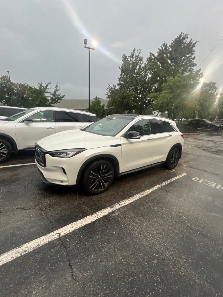 2022 INFINITI QX50 LUXE