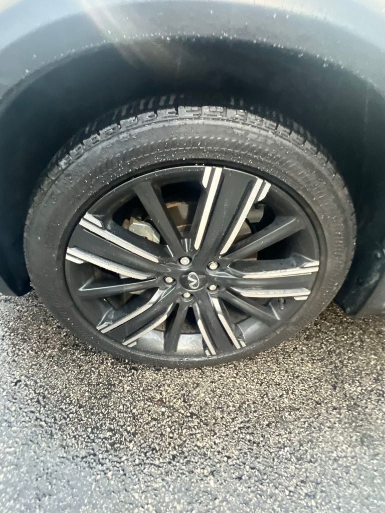 2022 INFINITI QX50 LUXE