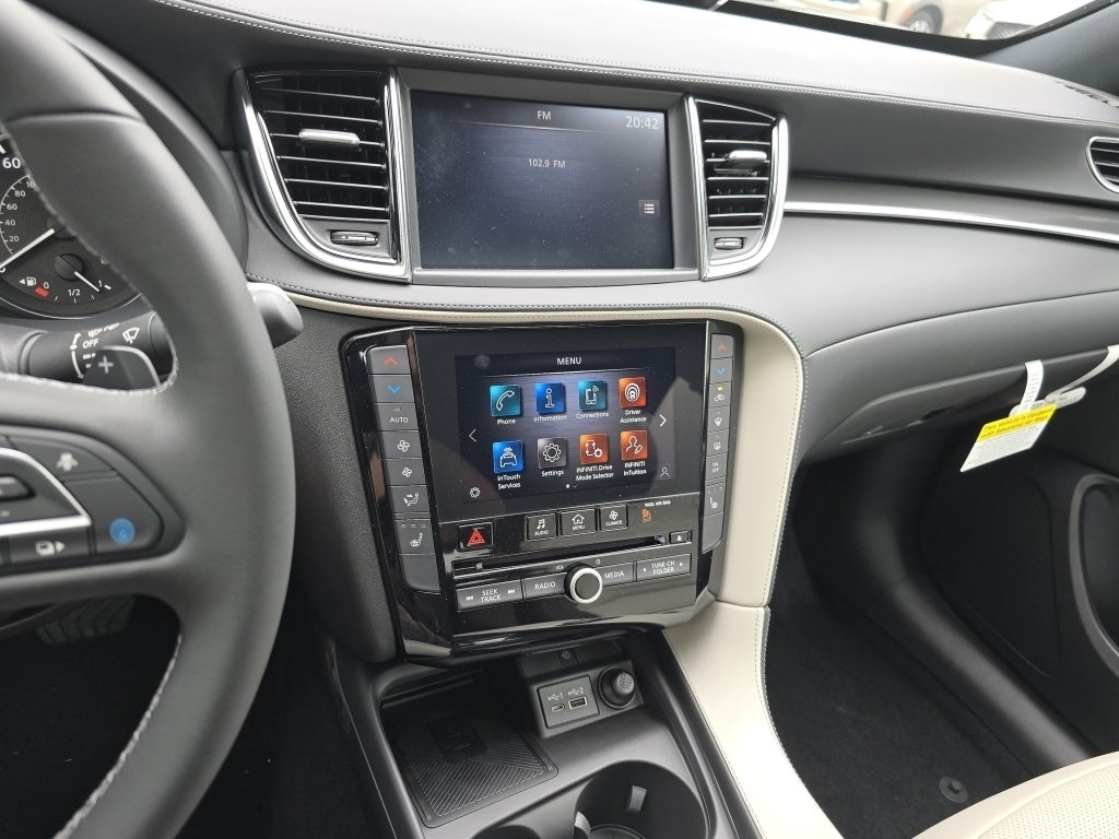 2025 INFINITI QX55 LUXE