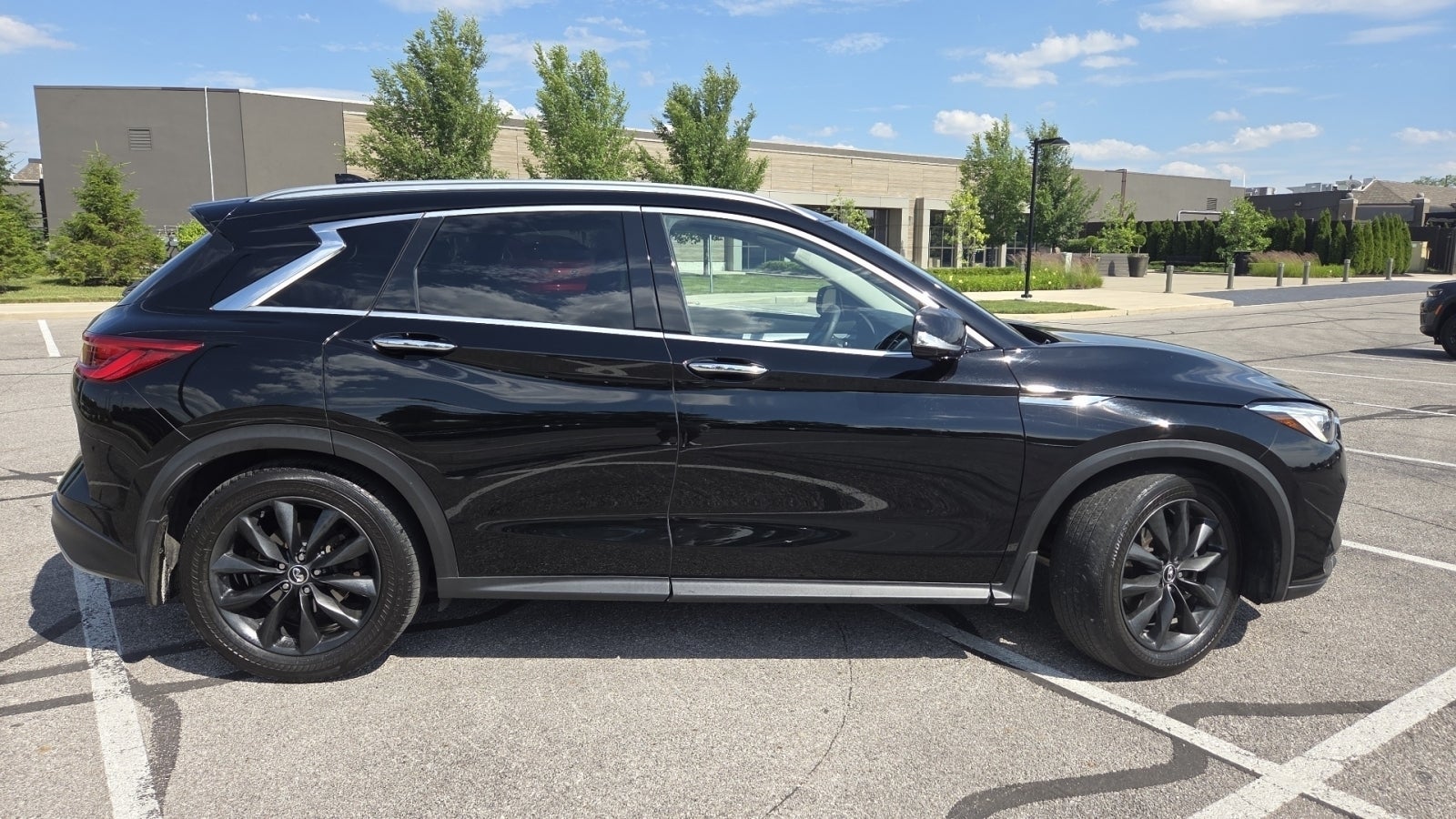 2019 INFINITI QX50 ESSENTIAL