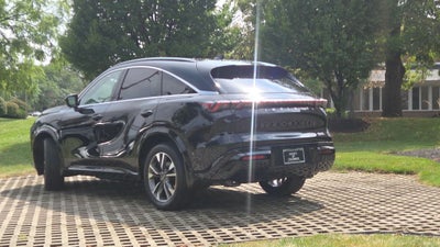 2027 INFINITI QX65 LUXE