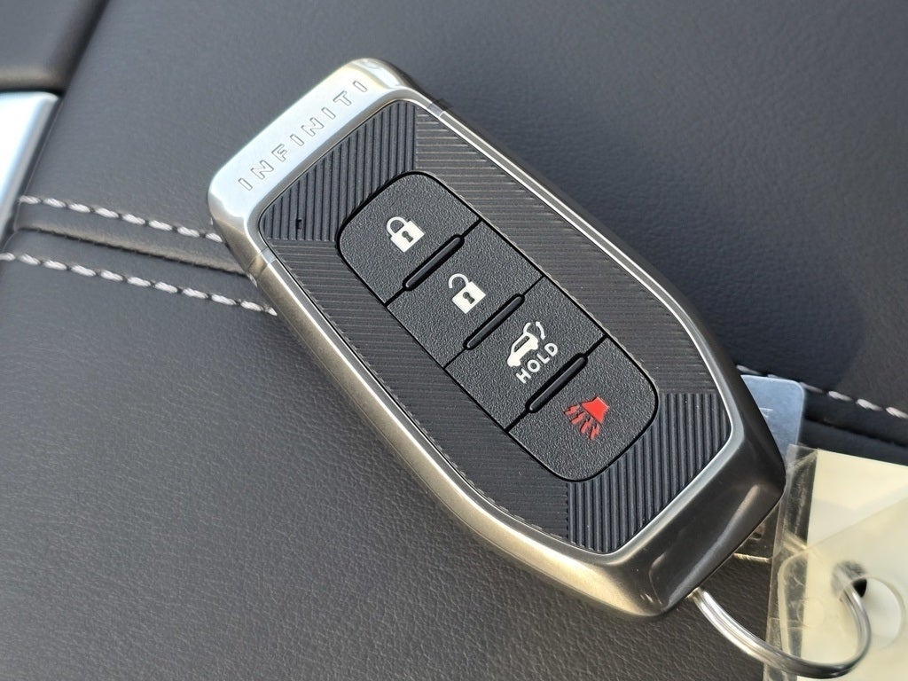 2025 INFINITI QX60 PURE