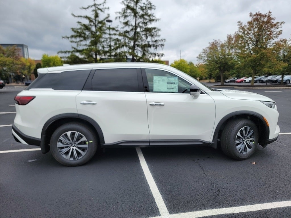 2025 INFINITI QX60 PURE