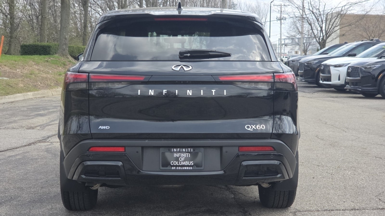 2025 INFINITI QX60 PURE