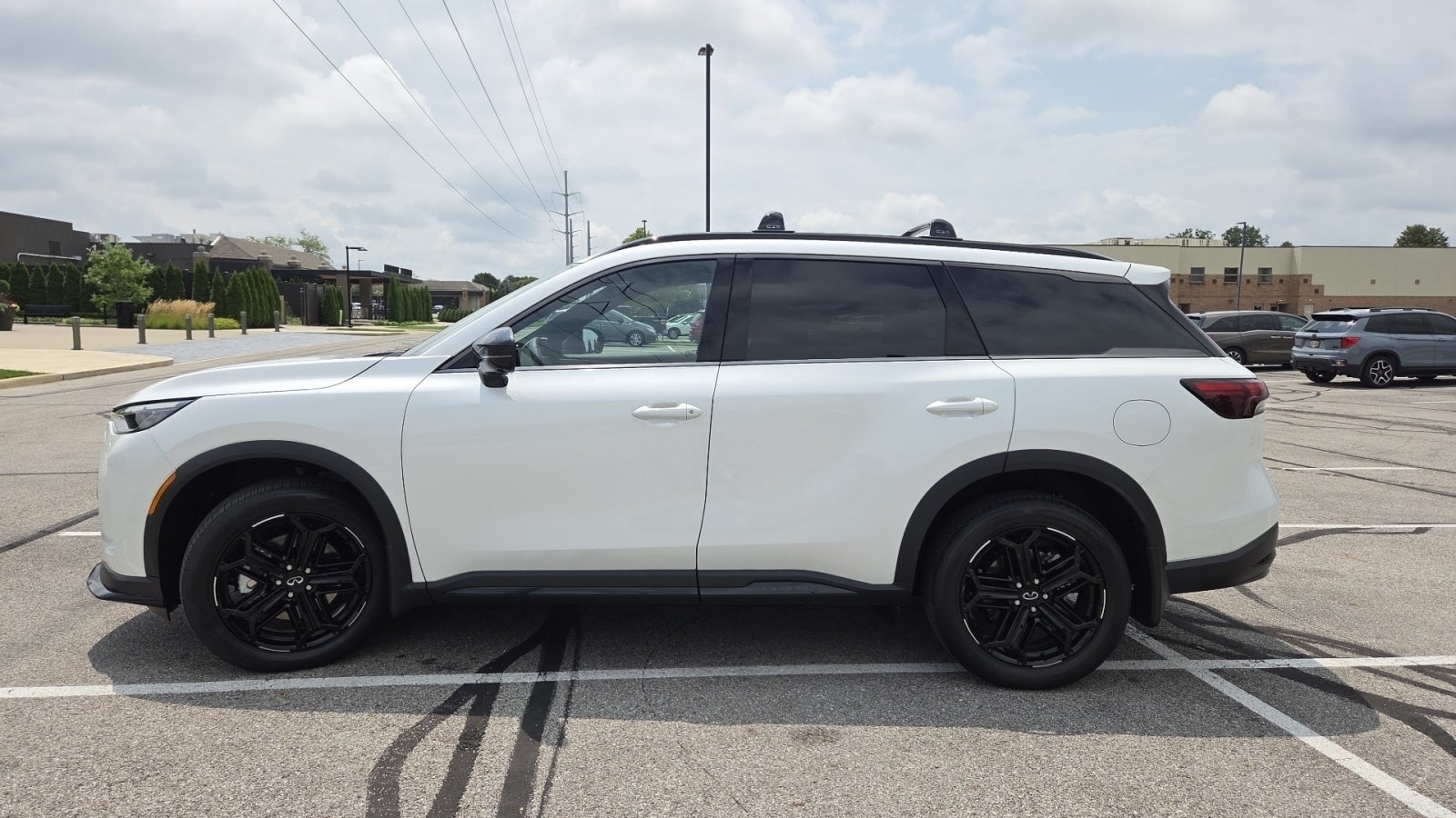 2027 INFINITI QX60 SPORT