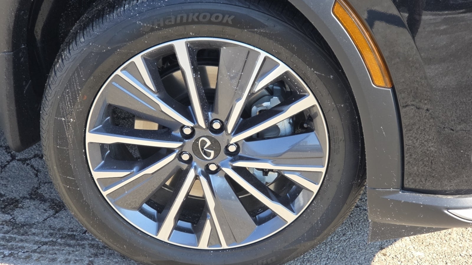 2026 INFINITI QX60 LUXE