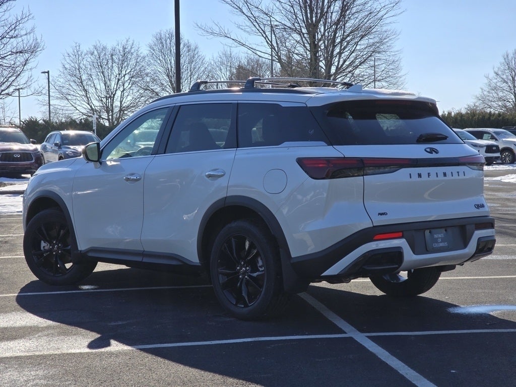 2025 INFINITI QX60 LUXE