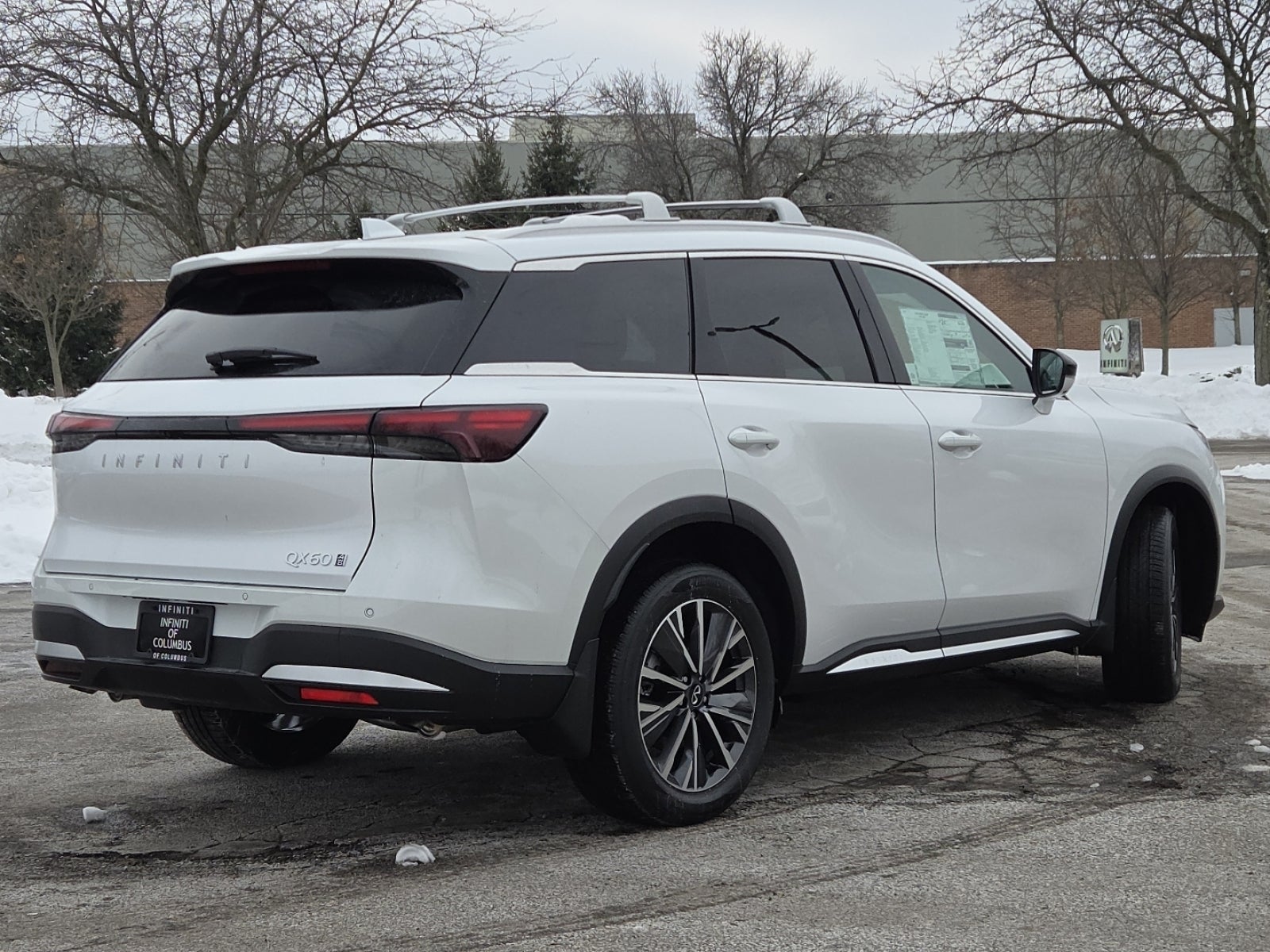 2026 INFINITI QX60 LUXE