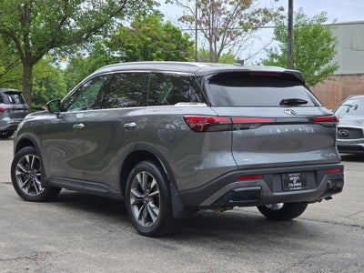 2025 INFINITI QX60 LUXE