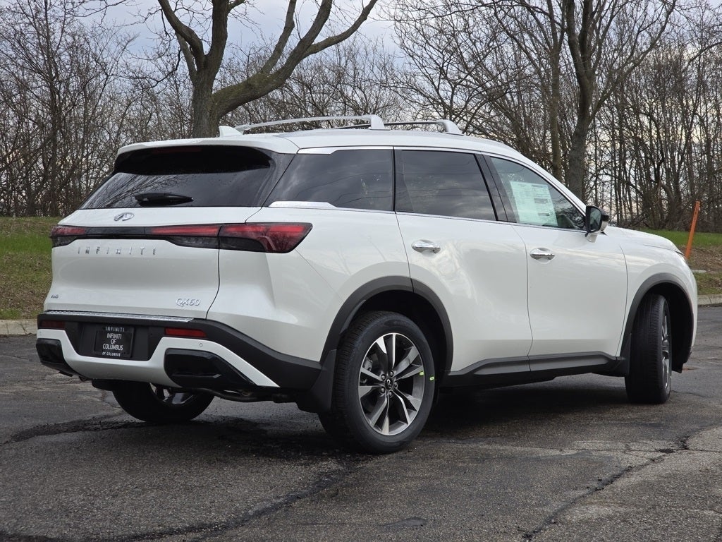 2025 INFINITI QX60 LUXE