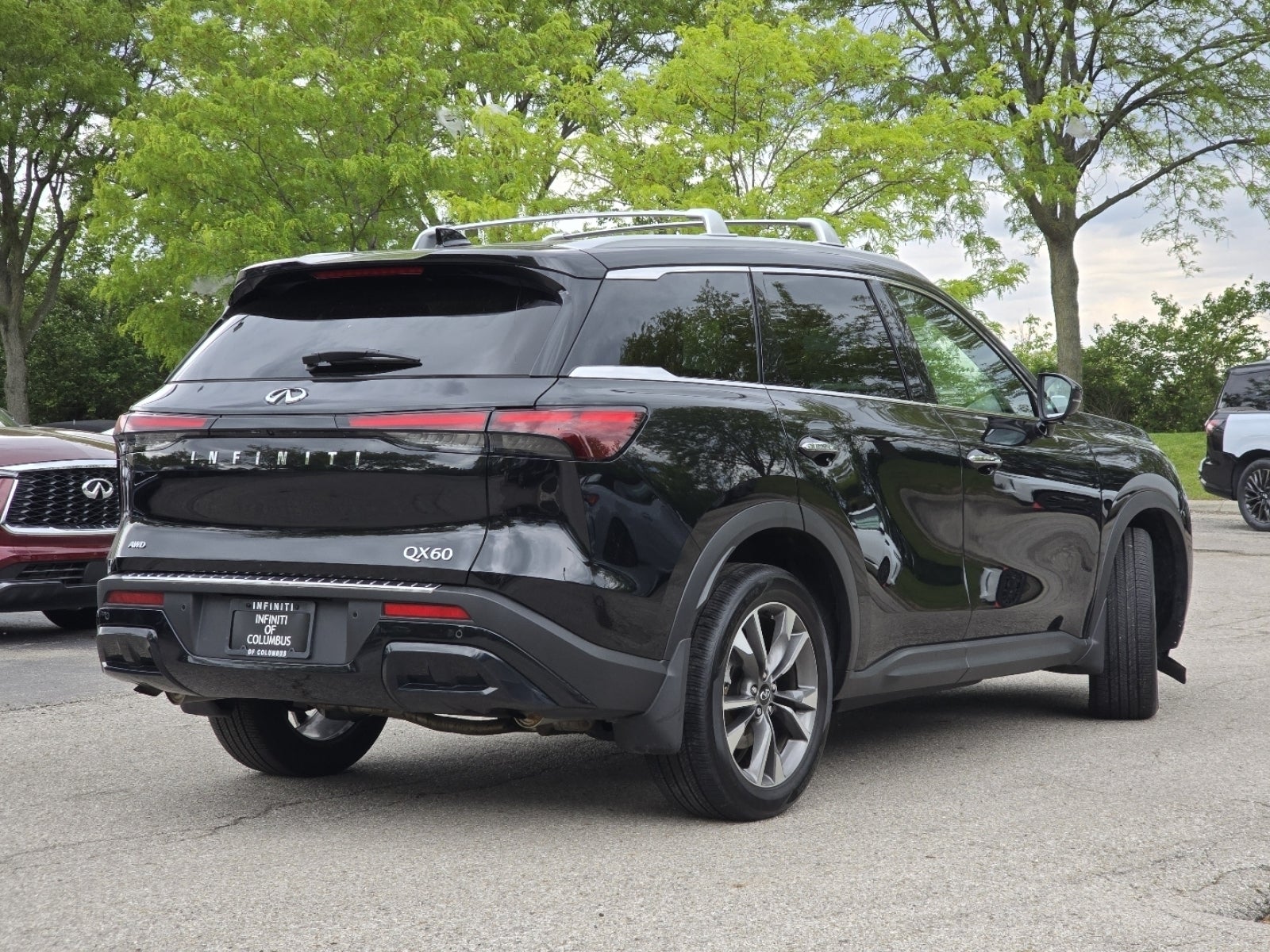 2025 INFINITI QX60 LUXE