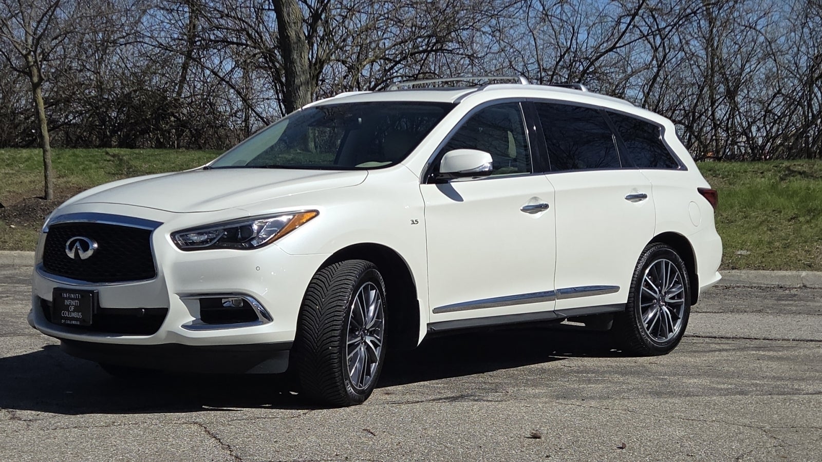 2019 INFINITI QX60 LUXE