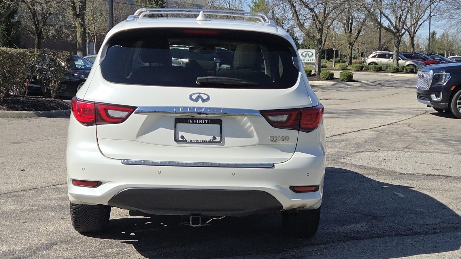 2019 INFINITI QX60 LUXE