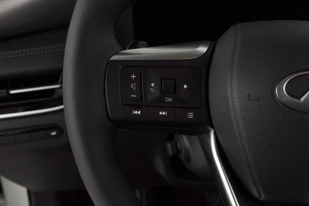 2024 INFINITI QX60 LUXE