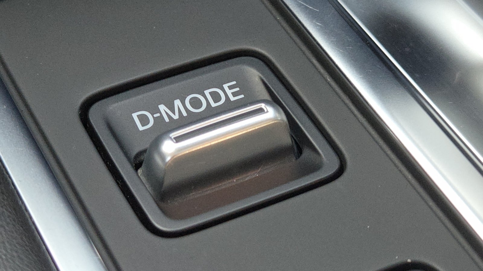 2022 INFINITI QX60 LUXE