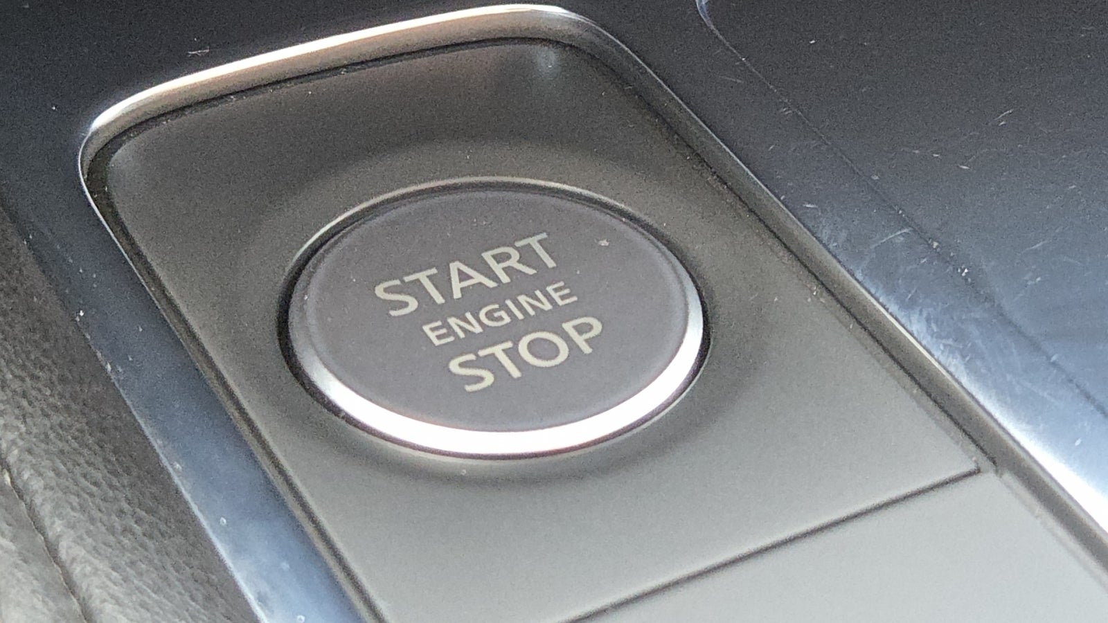 2022 INFINITI QX60 LUXE