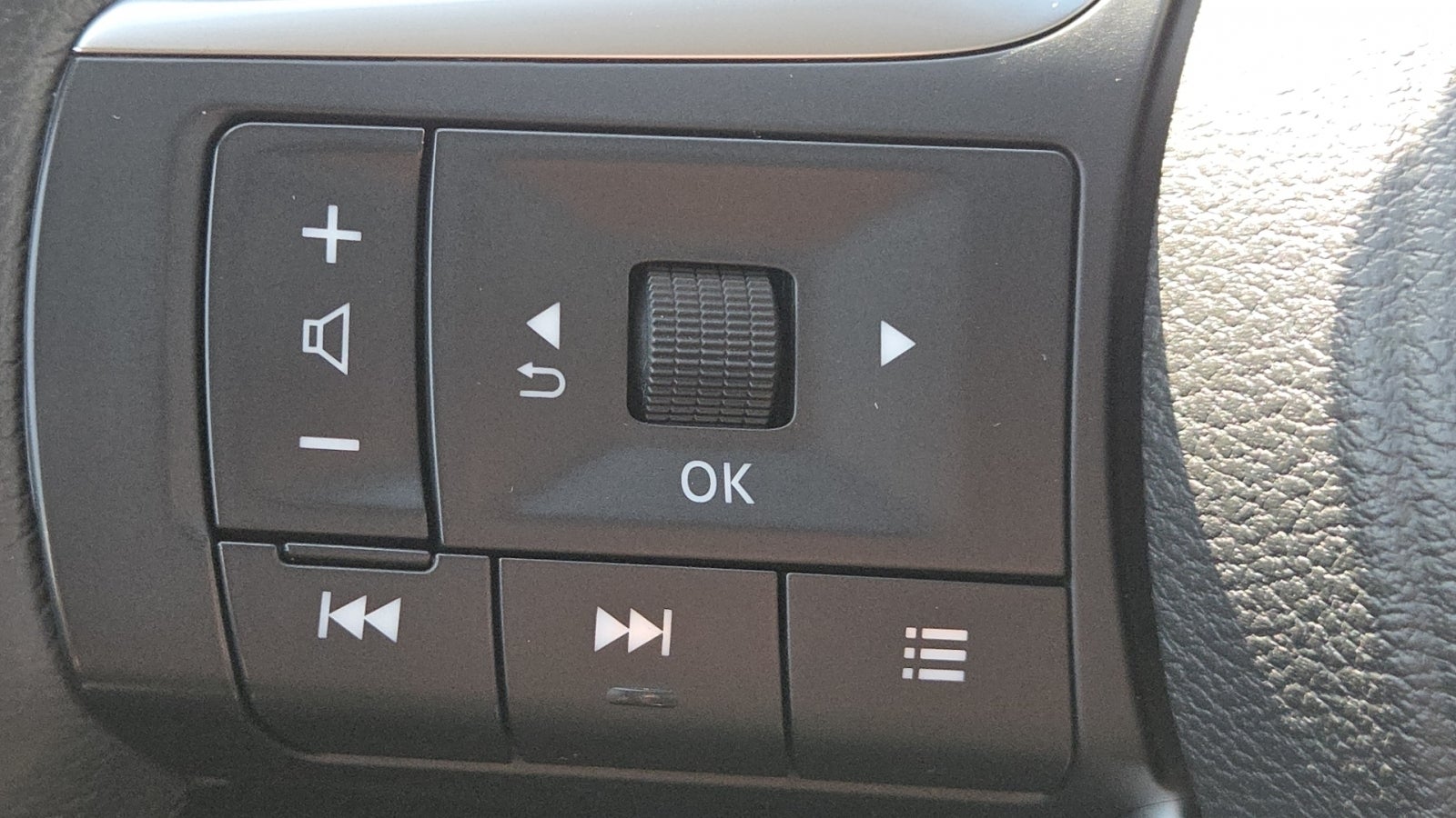 2022 INFINITI QX60 LUXE