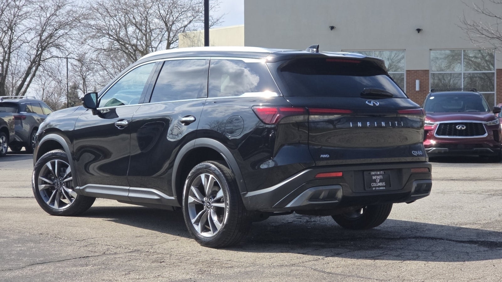 2022 INFINITI QX60 LUXE