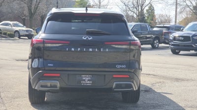 2022 INFINITI QX60 LUXE