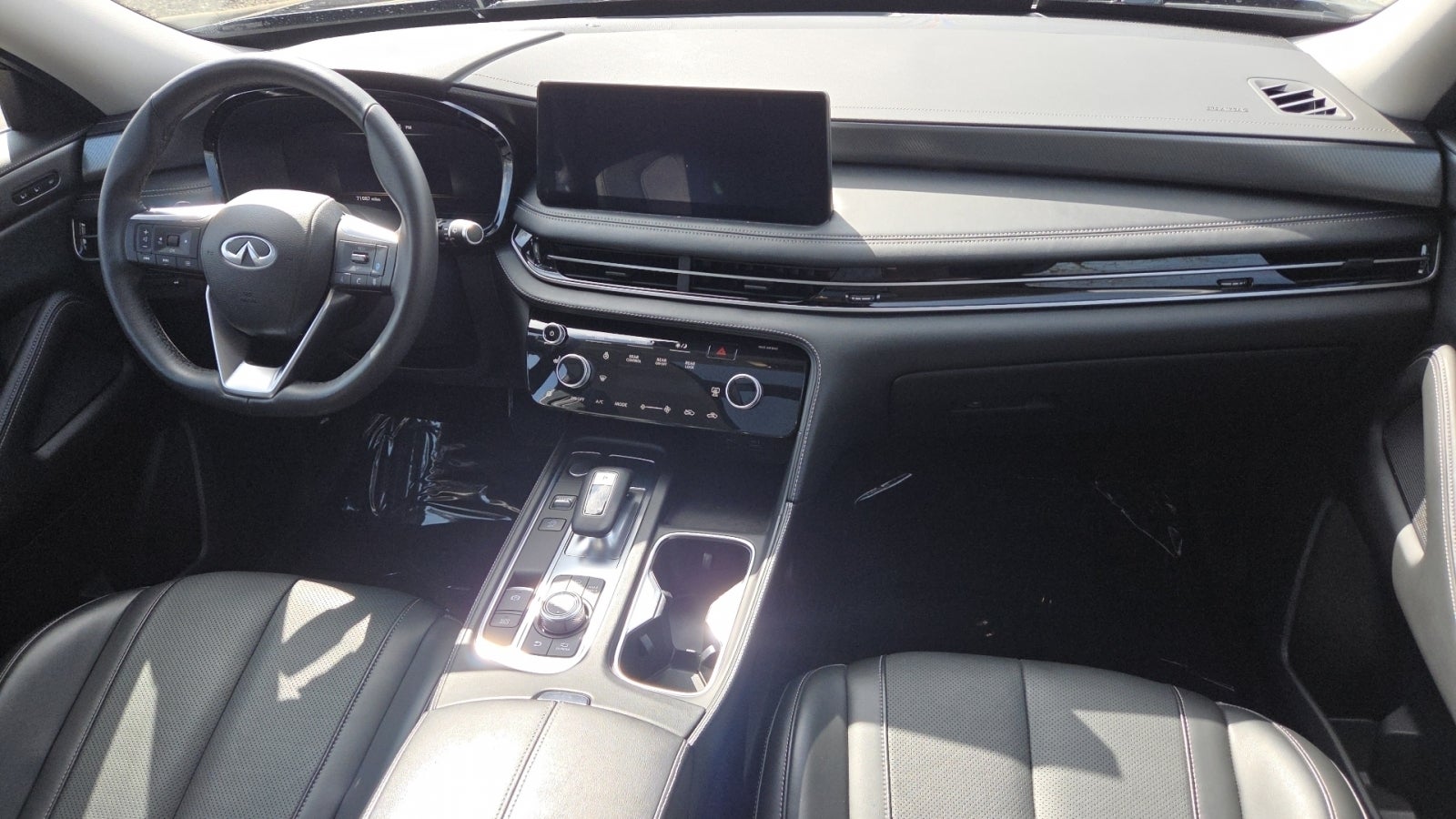 2022 INFINITI QX60 LUXE