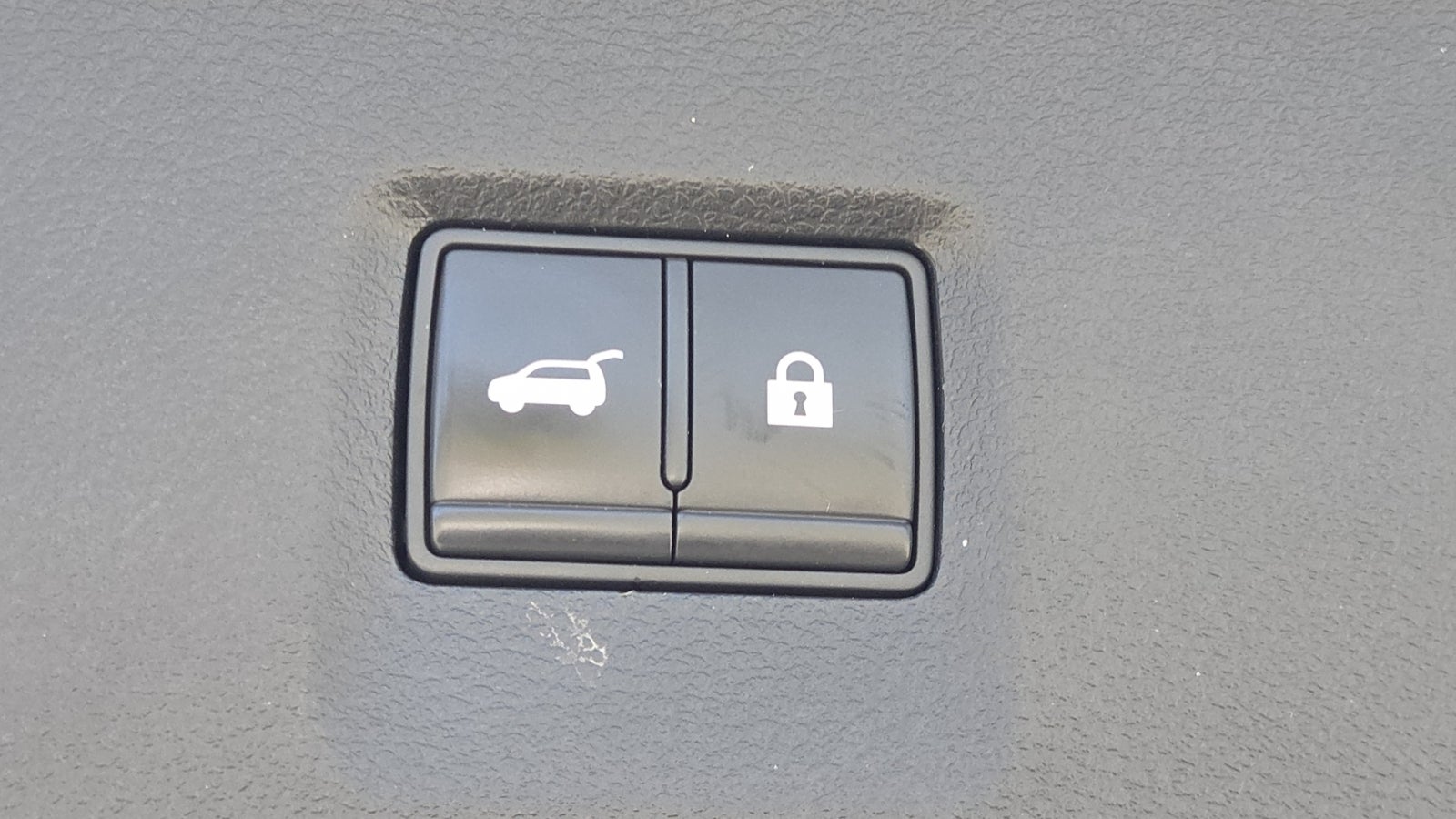 2022 INFINITI QX60 LUXE