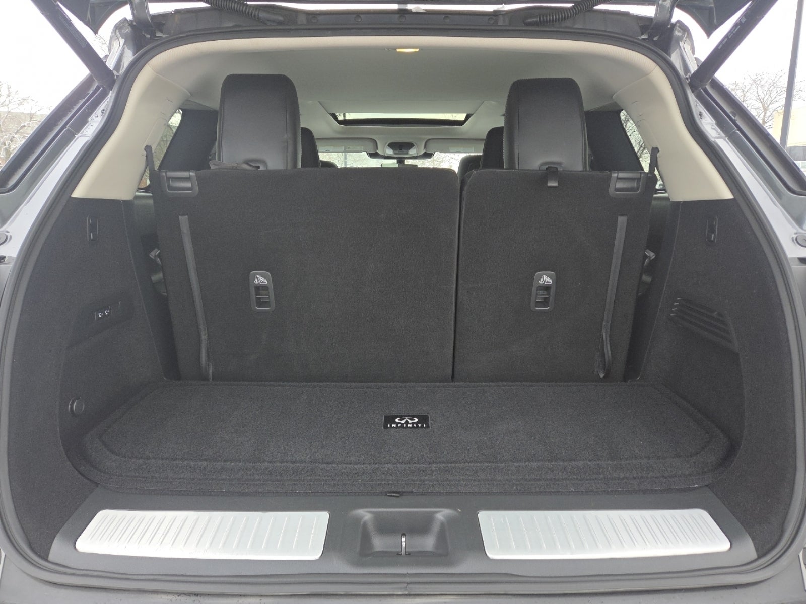 2023 INFINITI QX60 Sensory