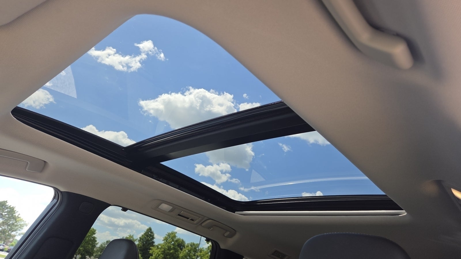 2022 INFINITI QX60 Sensory