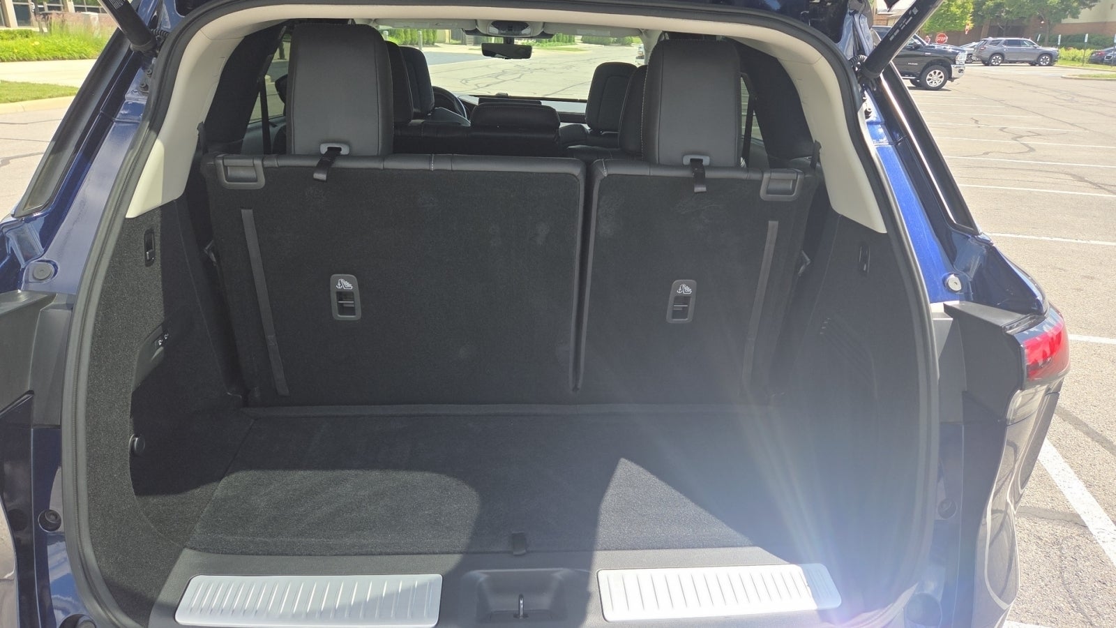 2022 INFINITI QX60 Sensory