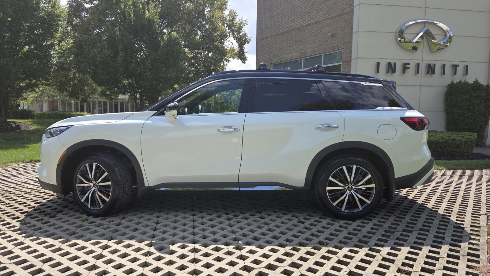2023 INFINITI QX60 Autograph