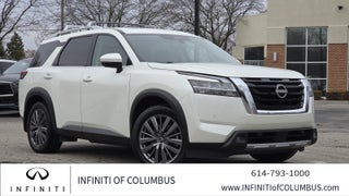 2022 Nissan Pathfinder SL