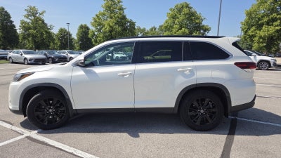 2019 Toyota Highlander SE