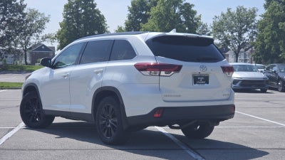 2019 Toyota Highlander SE