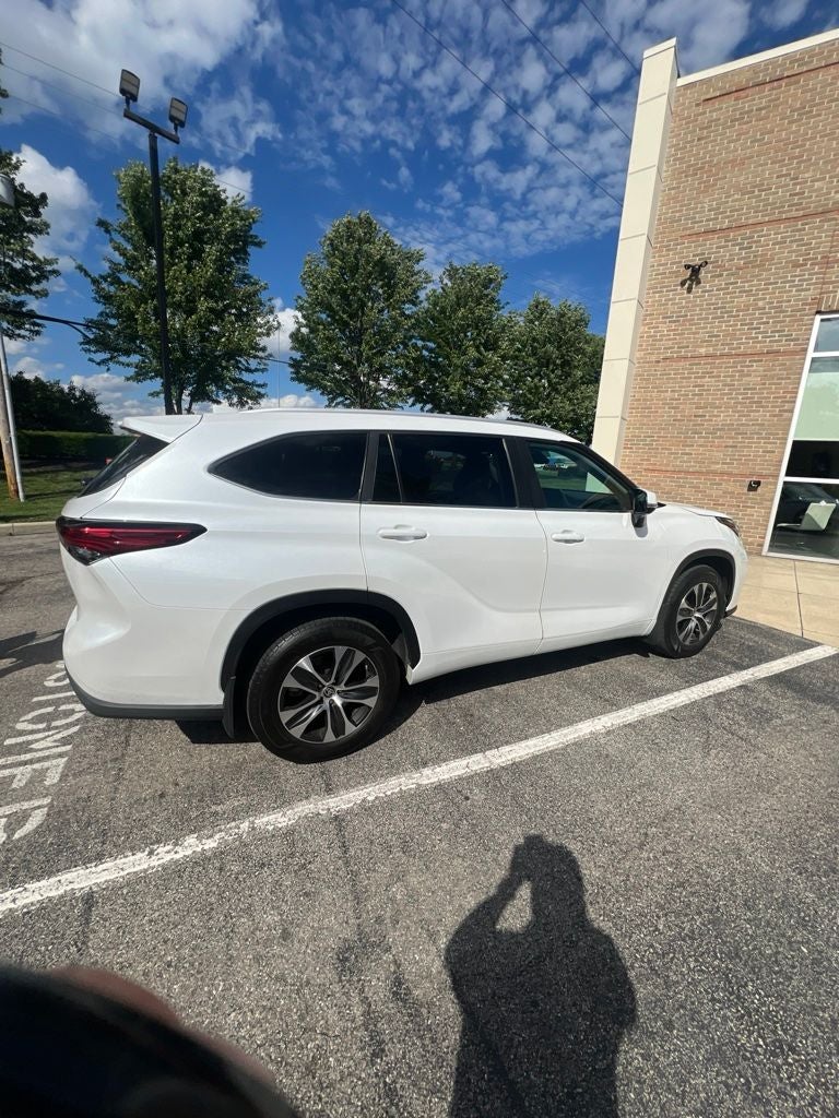 2023 Toyota Highlander XLE