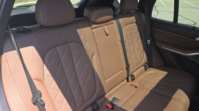 2025 BMW X5 M60i