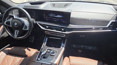 2025 BMW X5 M60i