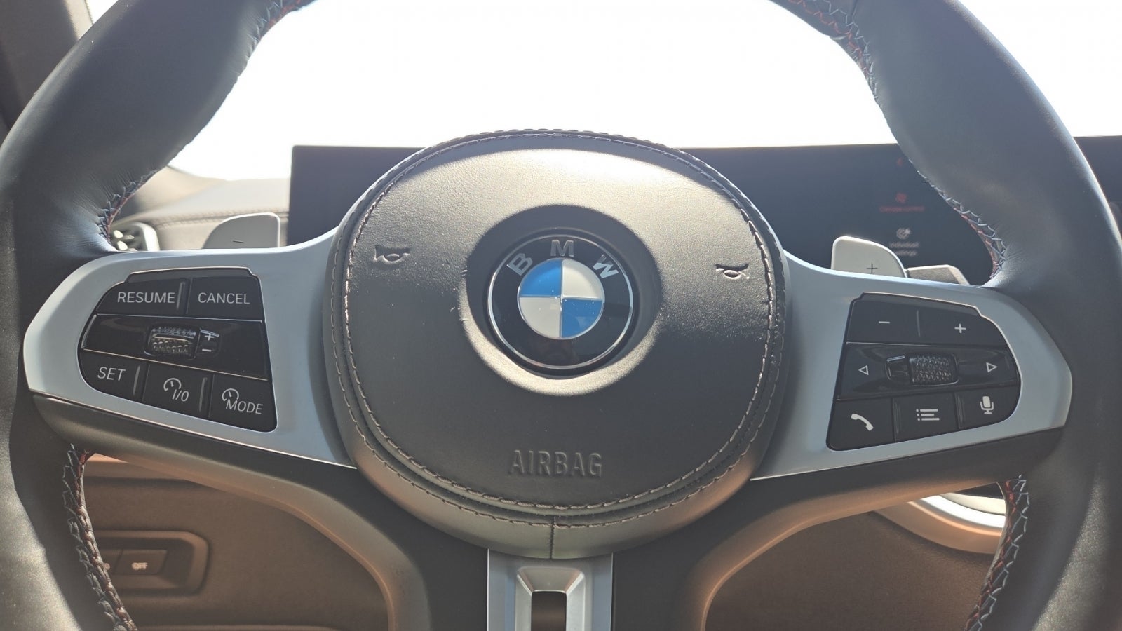 2025 BMW X5 M60i