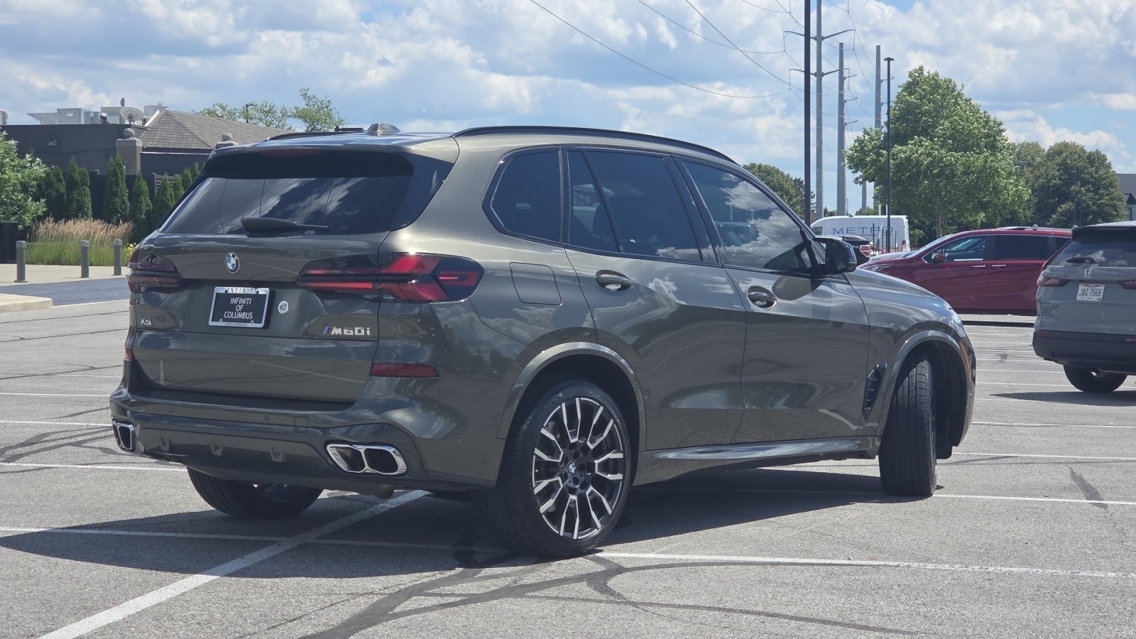 2025 BMW X5 M60i