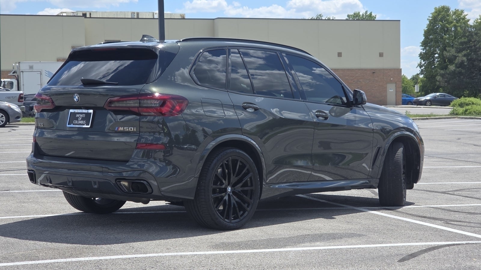 2023 BMW X5 M50i