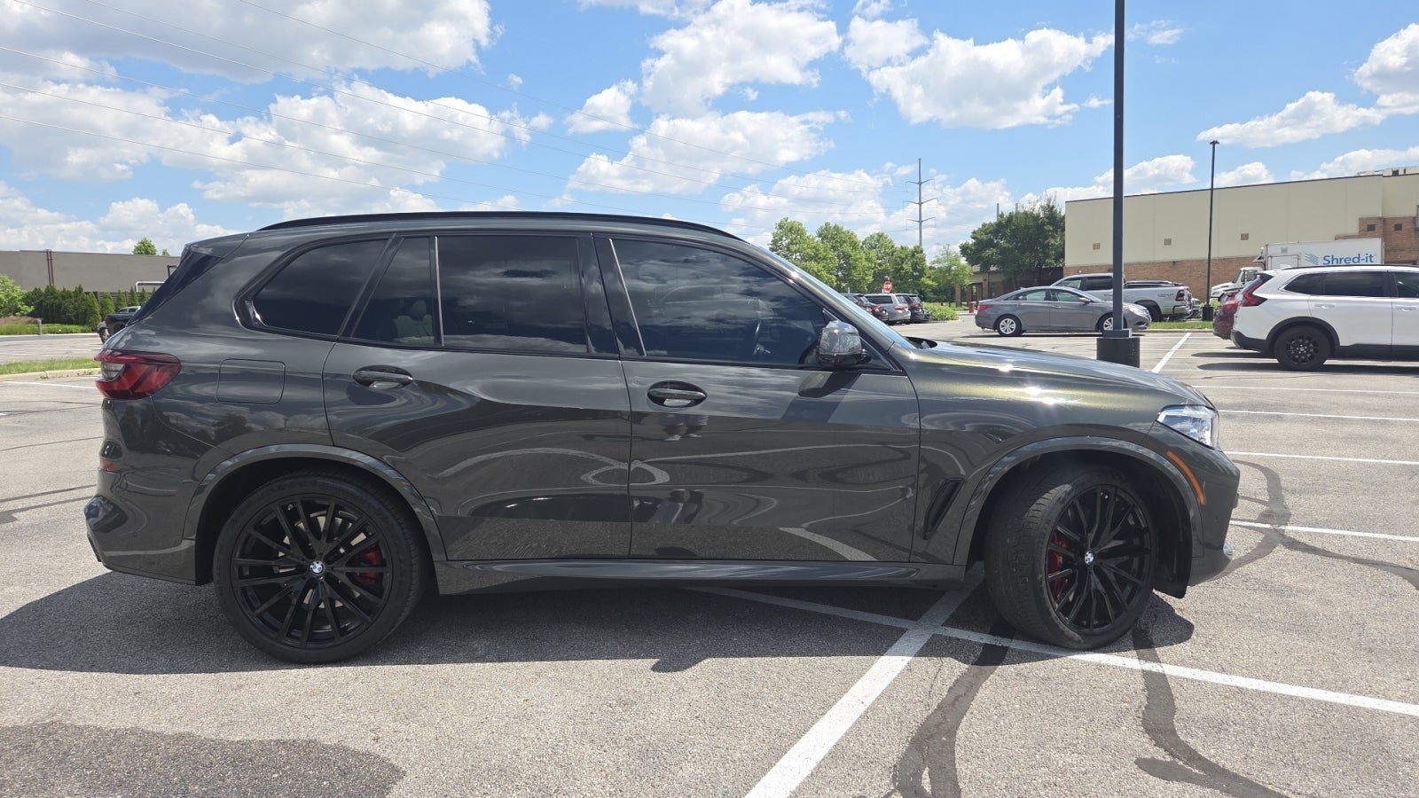 2023 BMW X5 M50i
