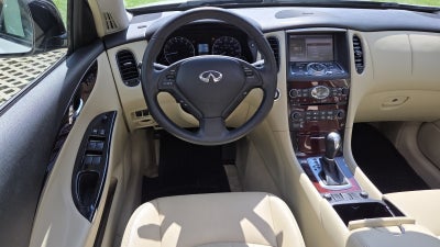 2017 INFINITI QX50 Base