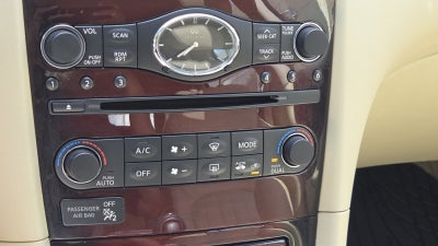 2017 INFINITI QX50 Base