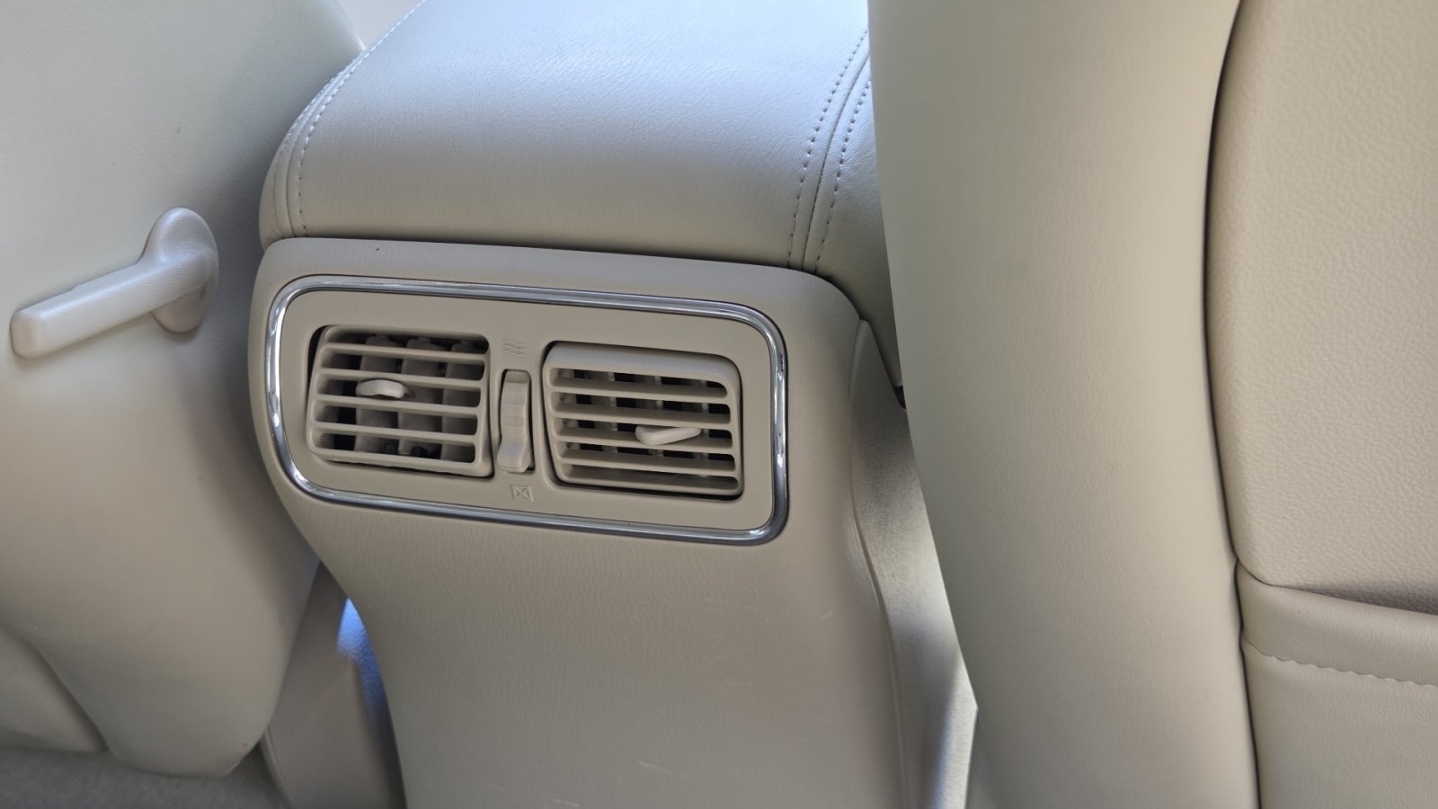 2017 INFINITI QX50 Base