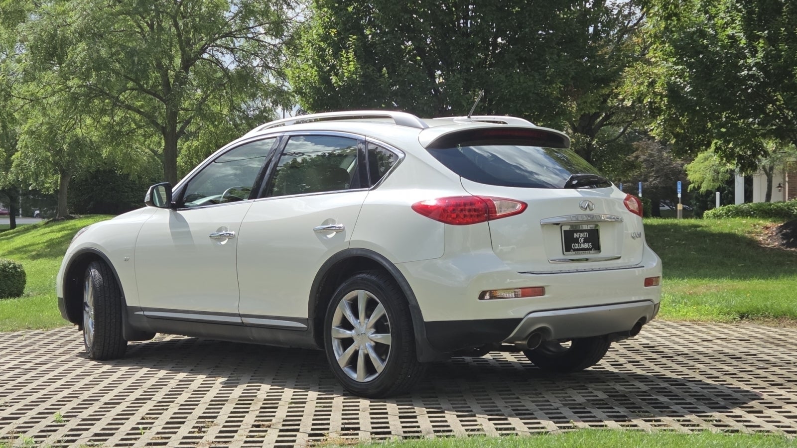 2017 INFINITI QX50 Base