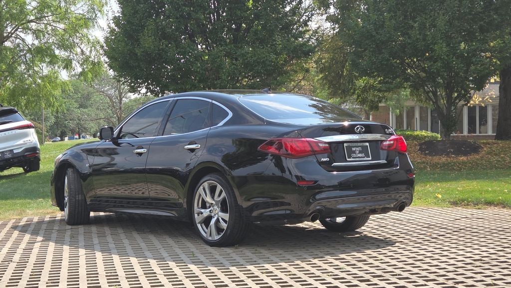 2017 INFINITI Q70 3.7X
