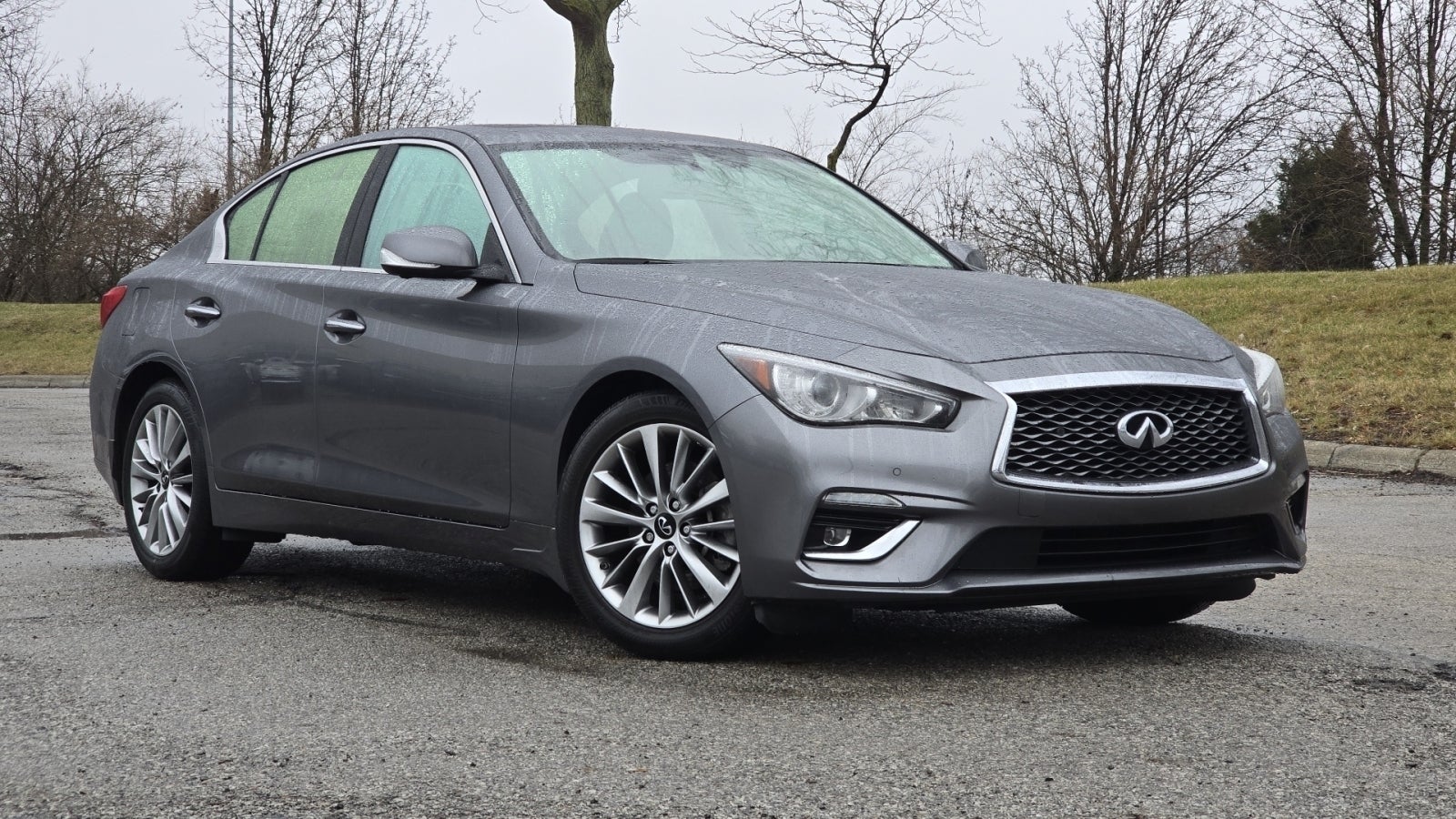 2022 INFINITI Q50 LUXE