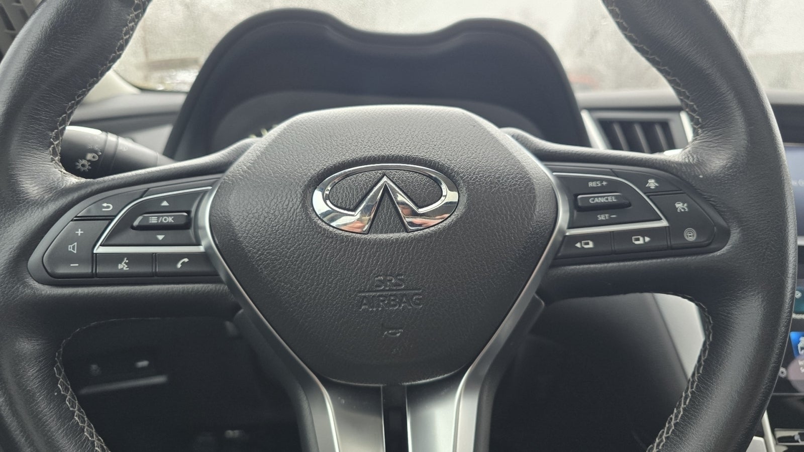 2022 INFINITI Q50 LUXE