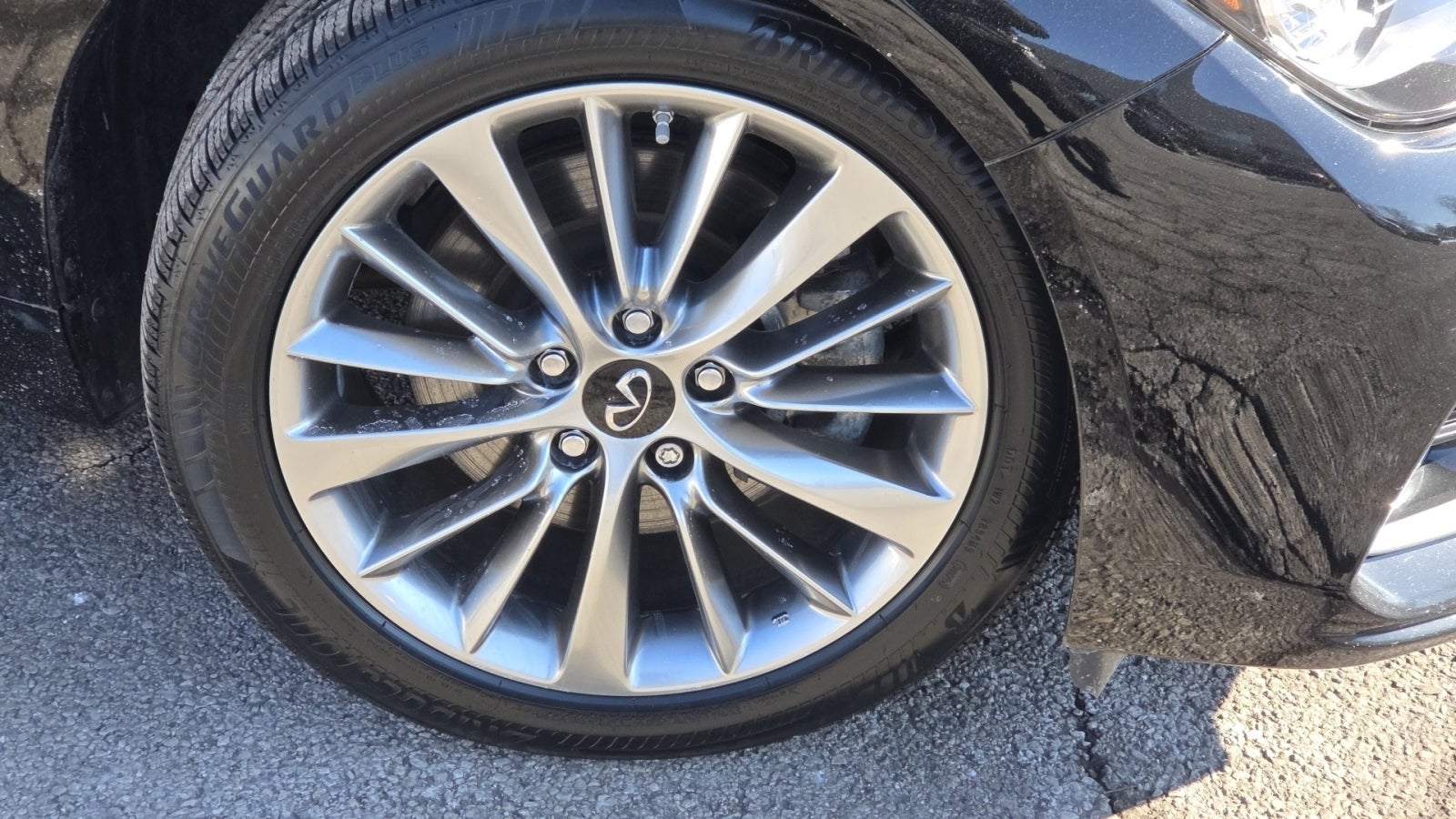 2023 INFINITI Q50 LUXE